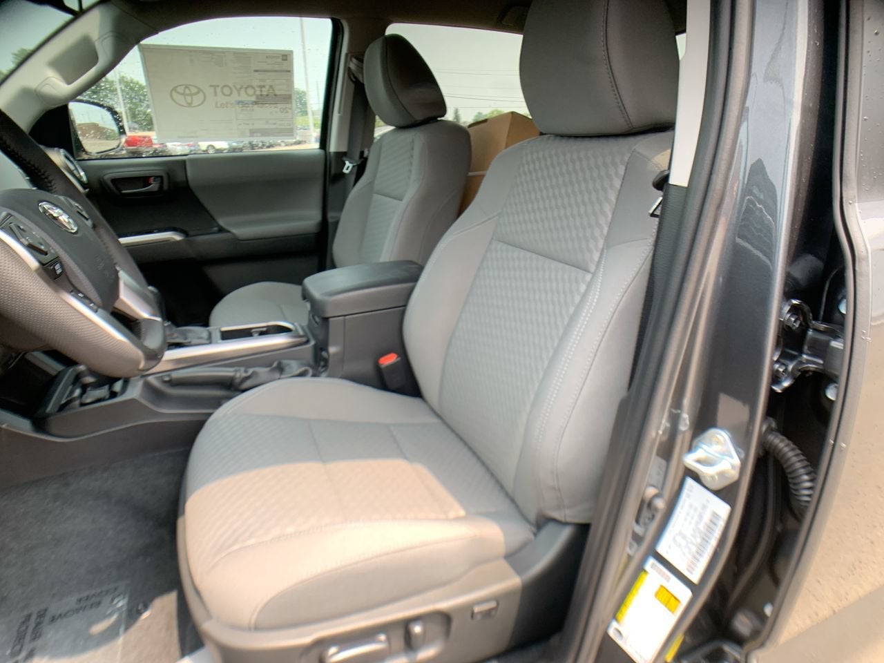 2023 Toyota Tacoma 4WD SR5