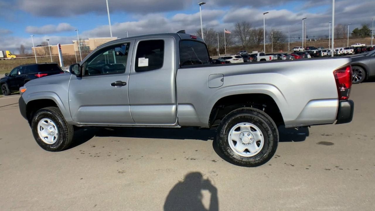 2023 Toyota Tacoma 4WD SR