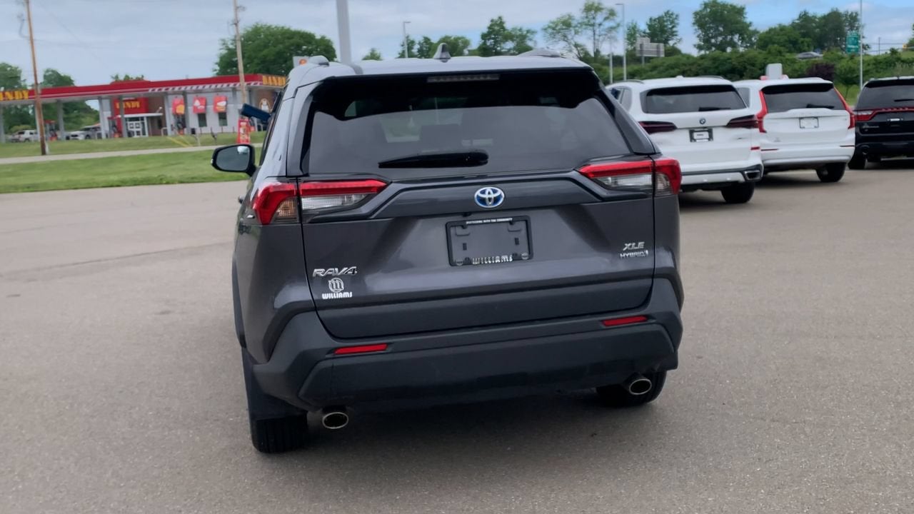2023 Toyota RAV4 XLE Premium