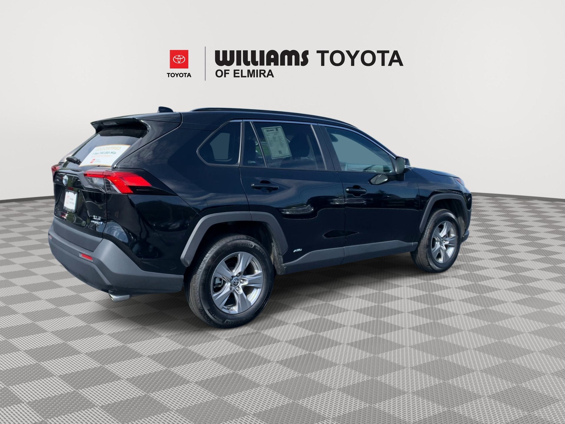 2024 Toyota RAV4 XLE