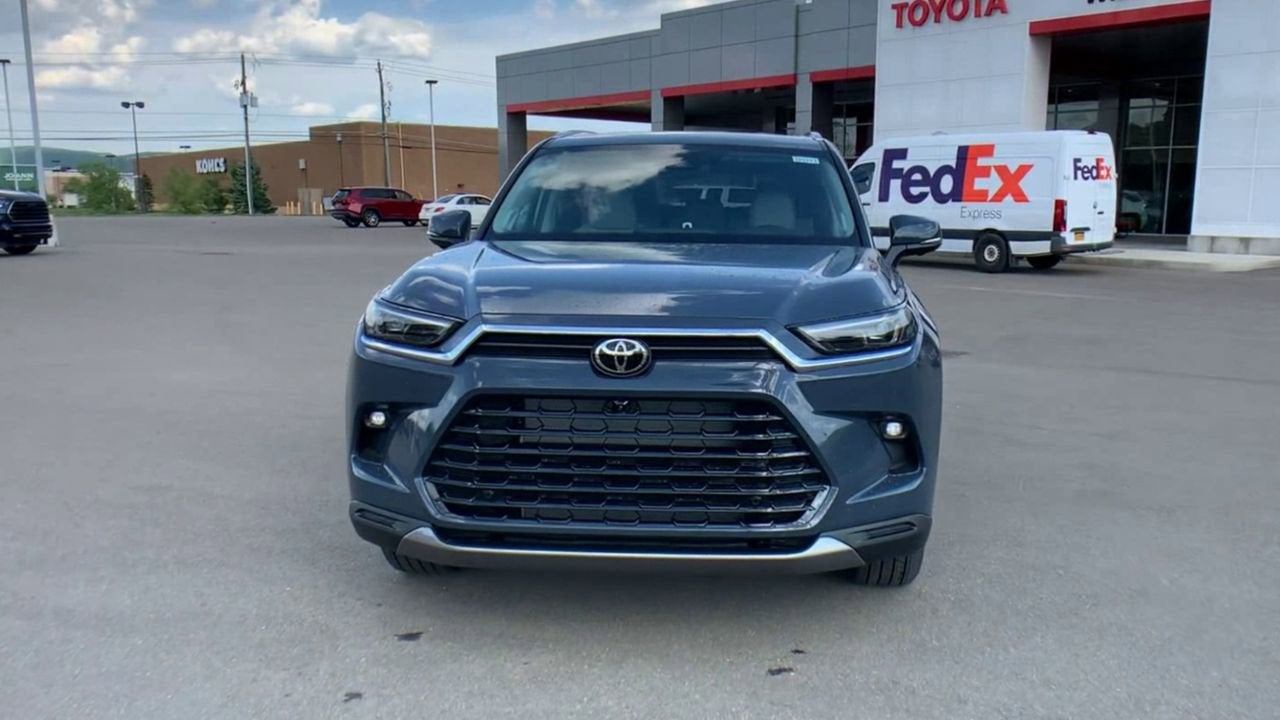 2024 Toyota Grand Highlander Limited