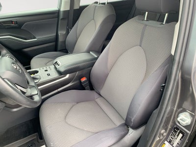 2023 Toyota Highlander LE
