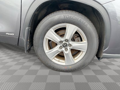2023 Toyota Highlander LE