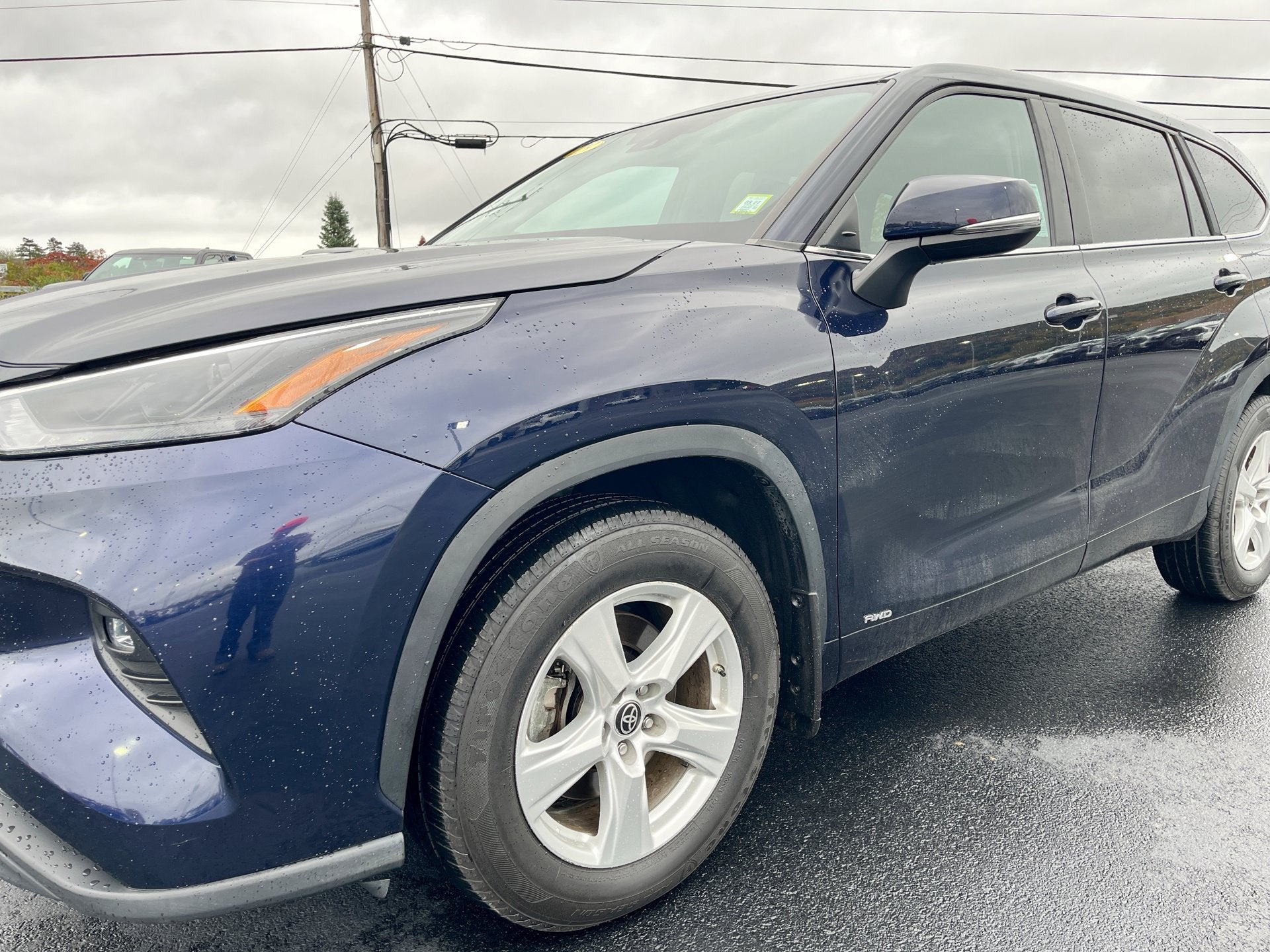 2023 Toyota Highlander LE