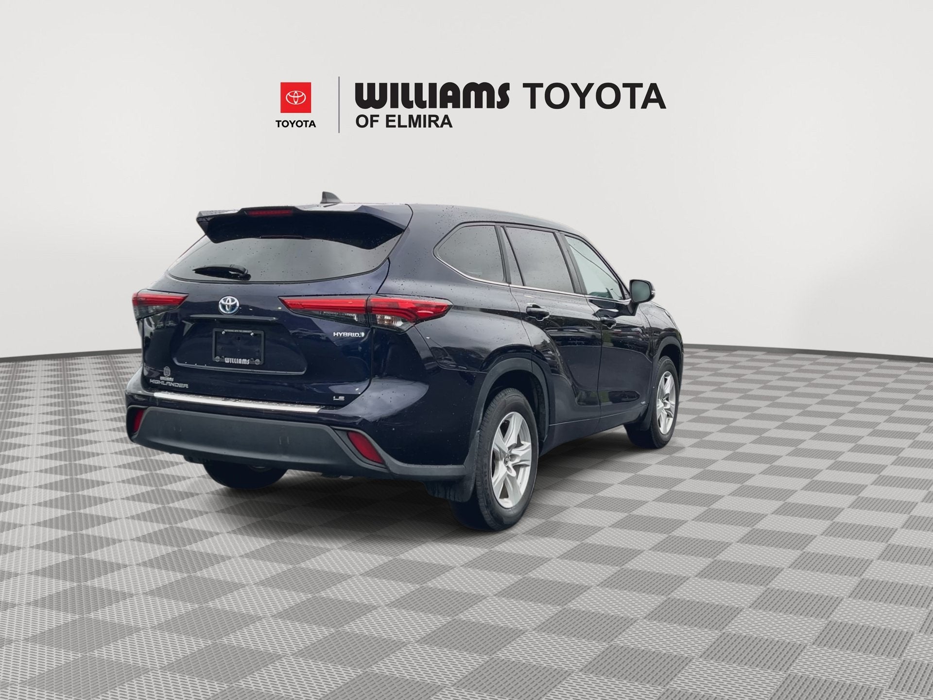 2023 Toyota Highlander LE