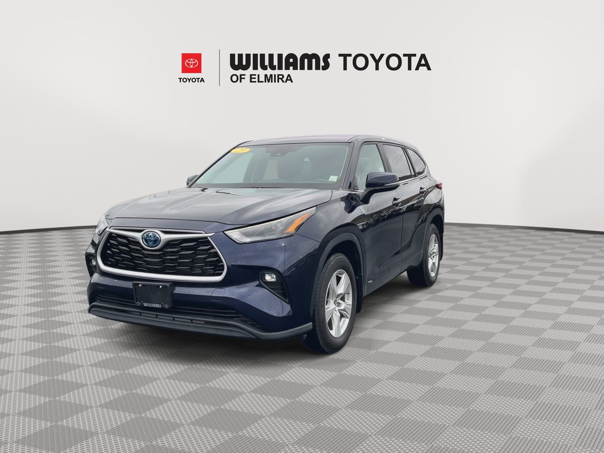2023 Toyota Highlander LE