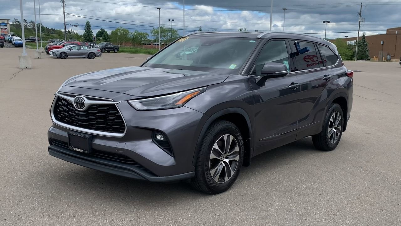 2022 Toyota Highlander XLE