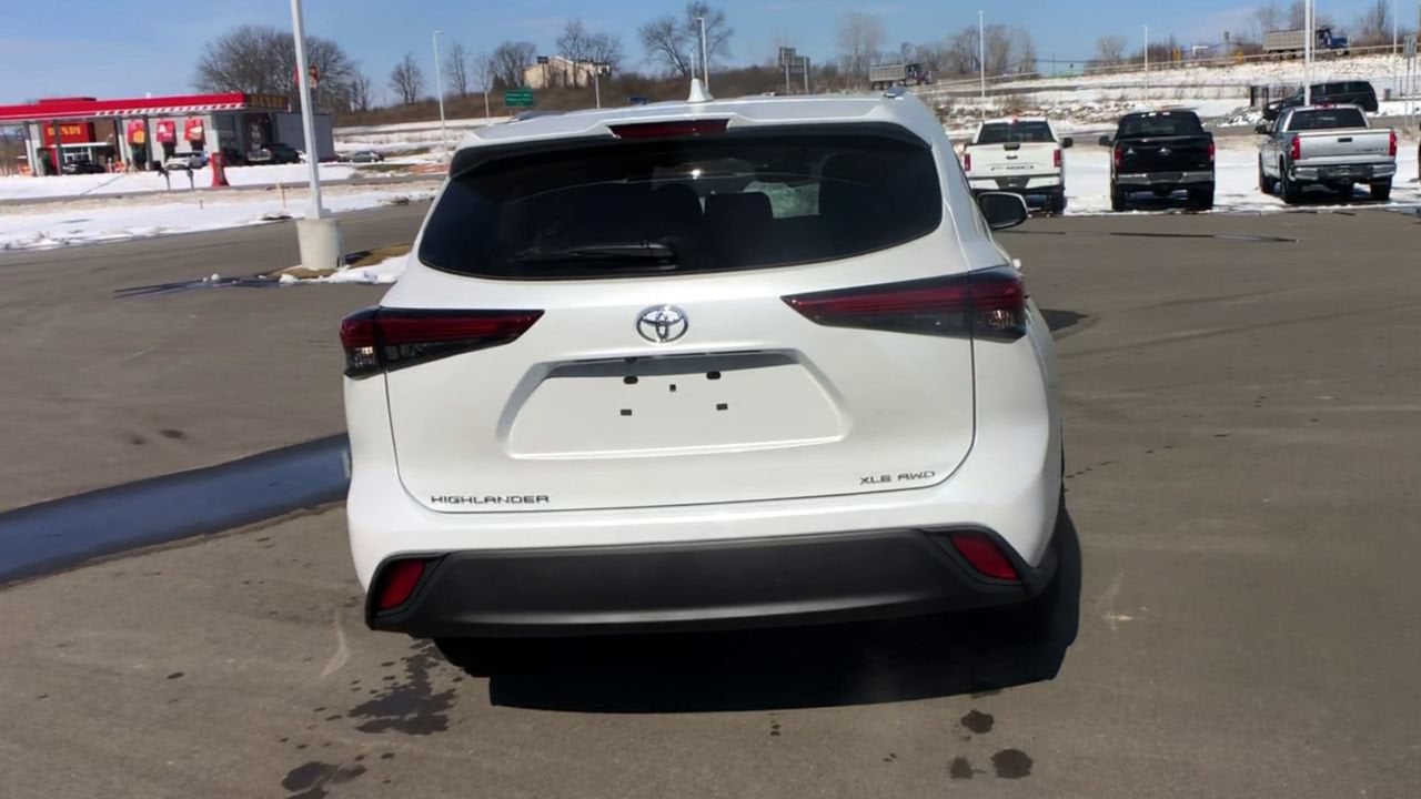 2022 Toyota Highlander XLE