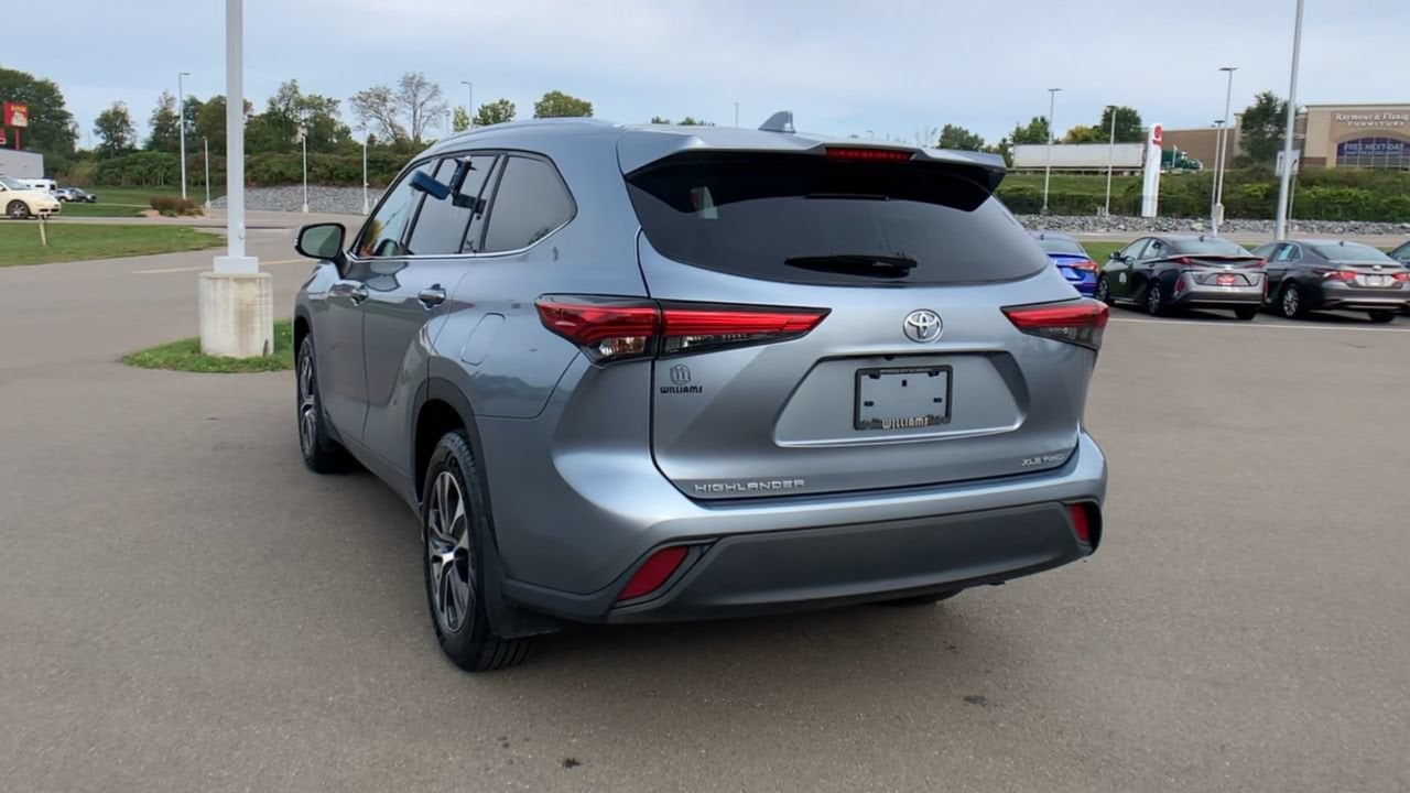 2021 Toyota Highlander XLE