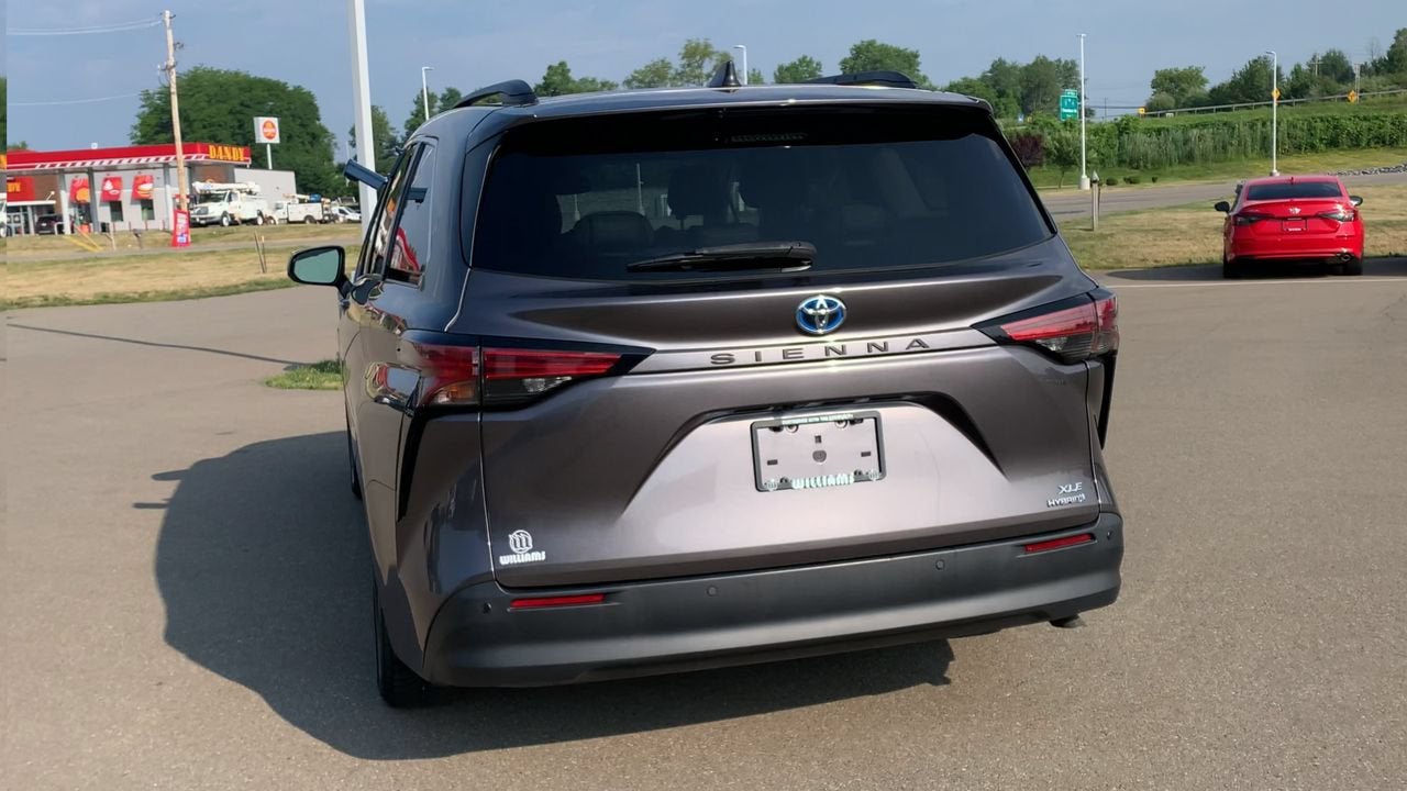 2022 Toyota Sienna XLE