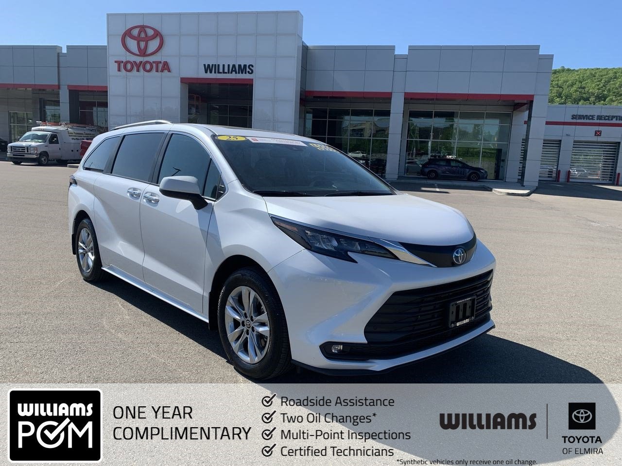 2025 Toyota Sienna XLE