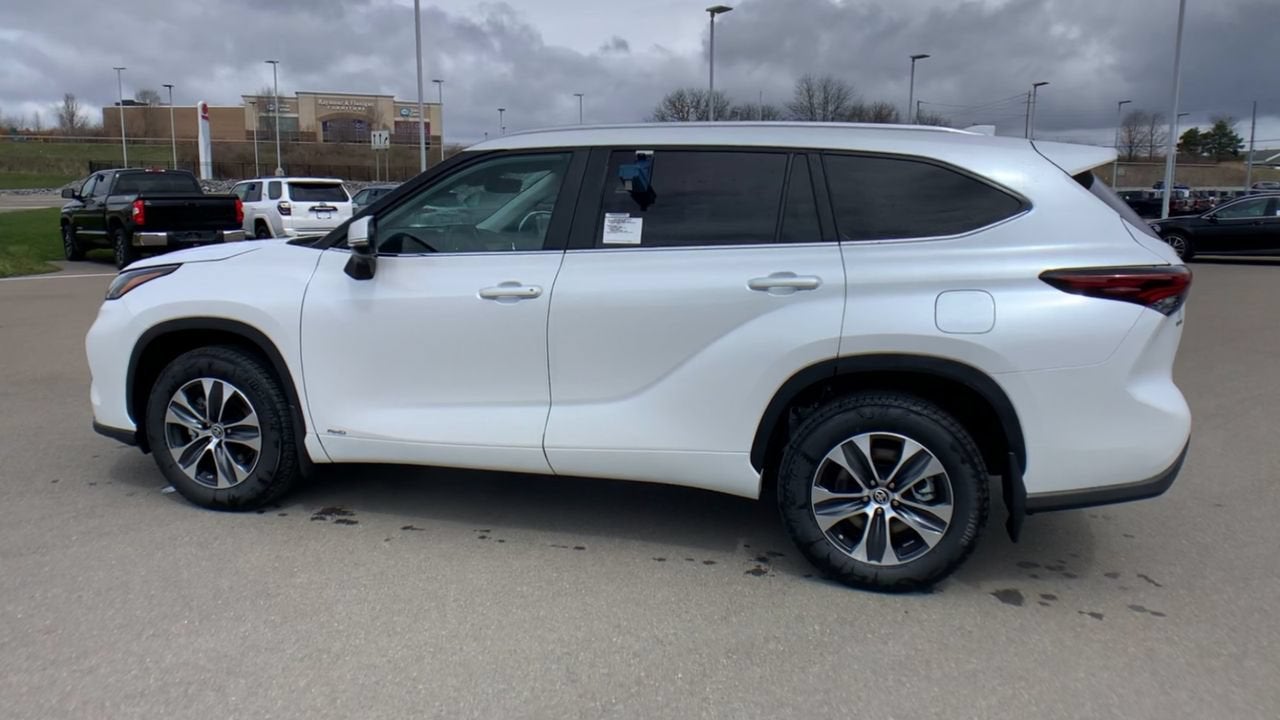 2024 Toyota Highlander XLE