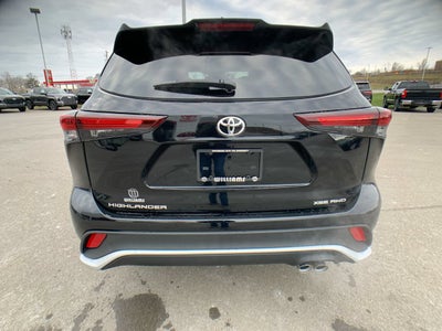 2024 Toyota Highlander XSE