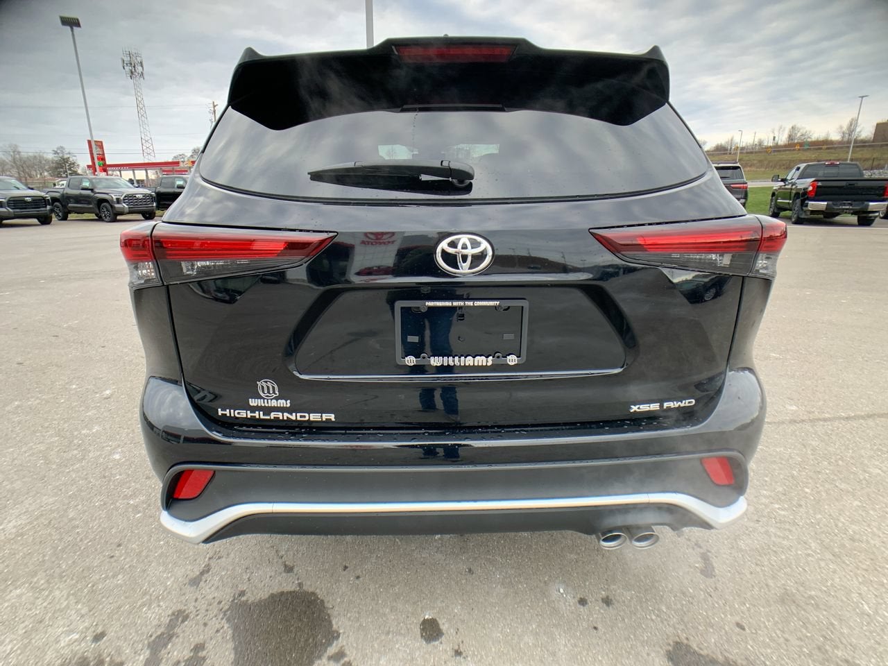 2024 Toyota Highlander XSE
