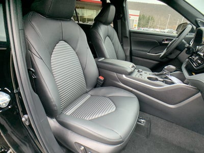 2024 Toyota Highlander XSE