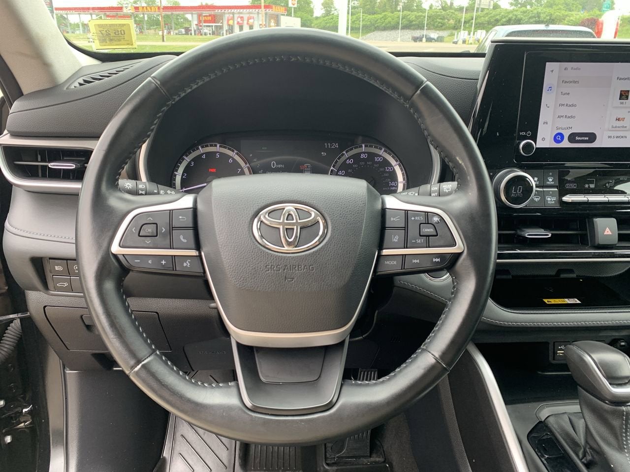 2023 Toyota Highlander XLE