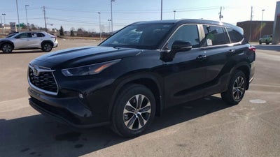 2023 Toyota Highlander XLE