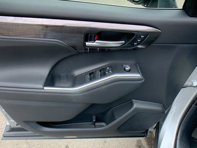 2023 Toyota Highlander Platinum