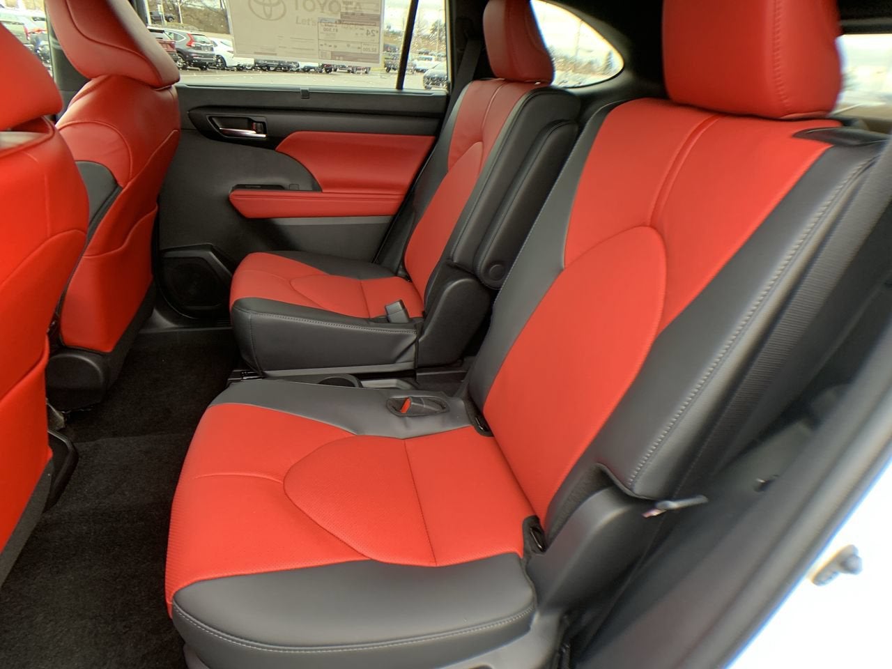 2025 Toyota Highlander XSE