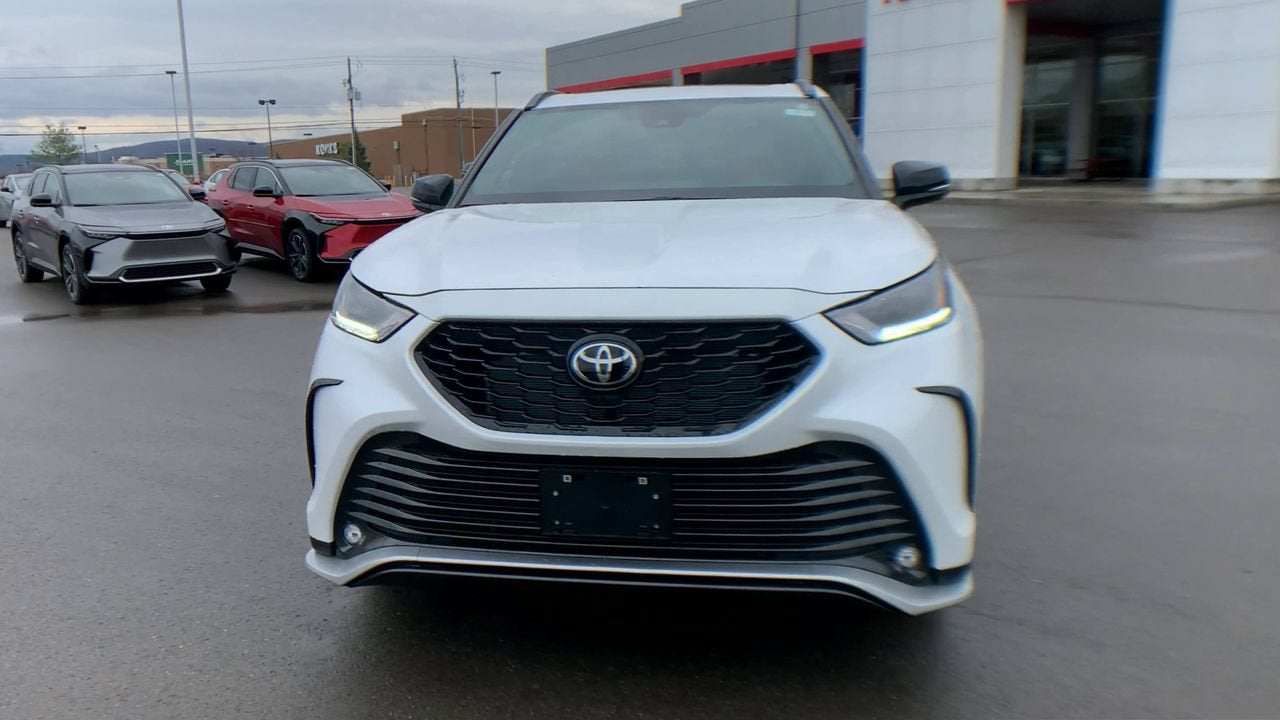 2025 Toyota Highlander XSE