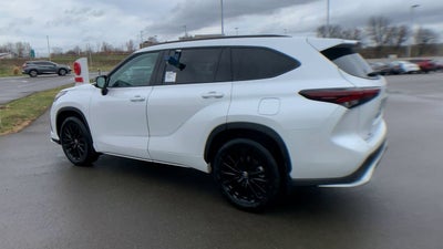2025 Toyota Highlander XSE
