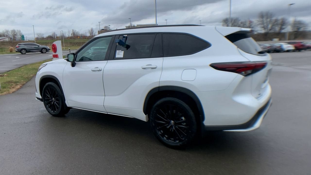 2025 Toyota Highlander XSE