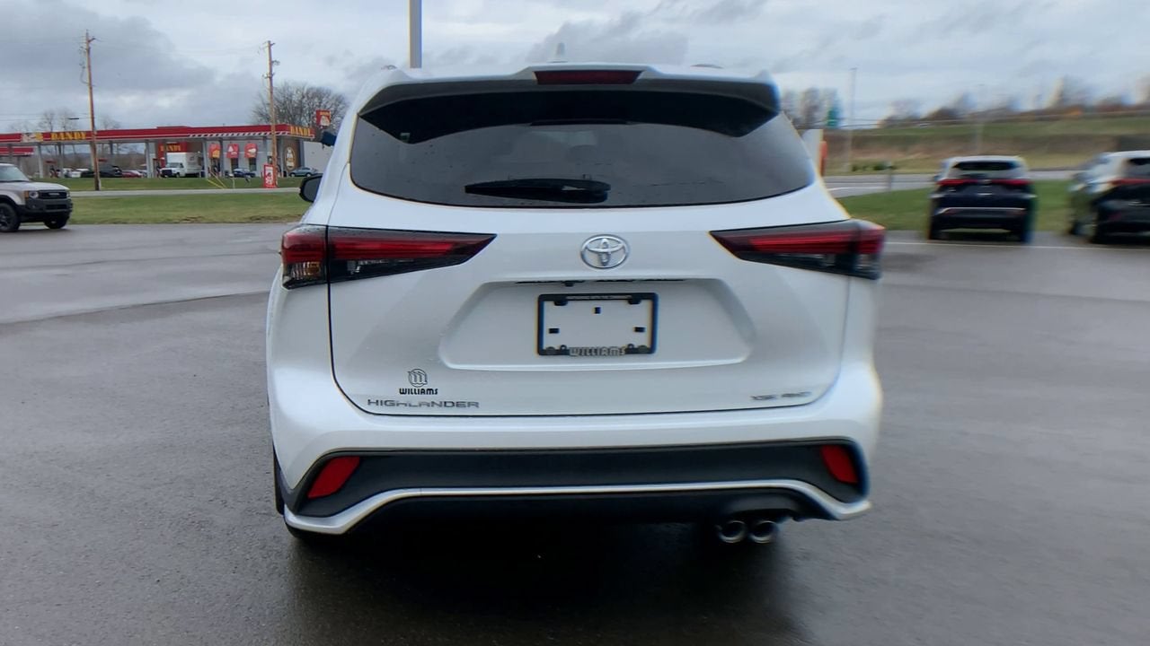 2025 Toyota Highlander XSE