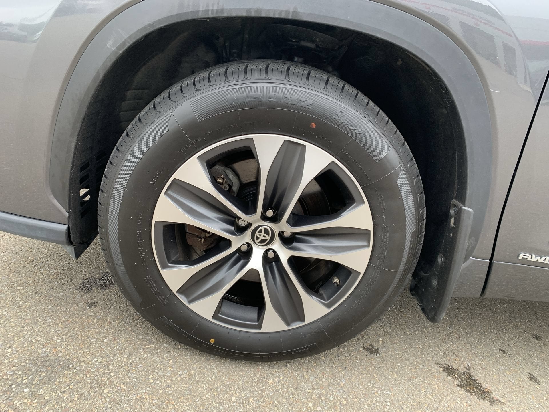 2025 Toyota Highlander XLE