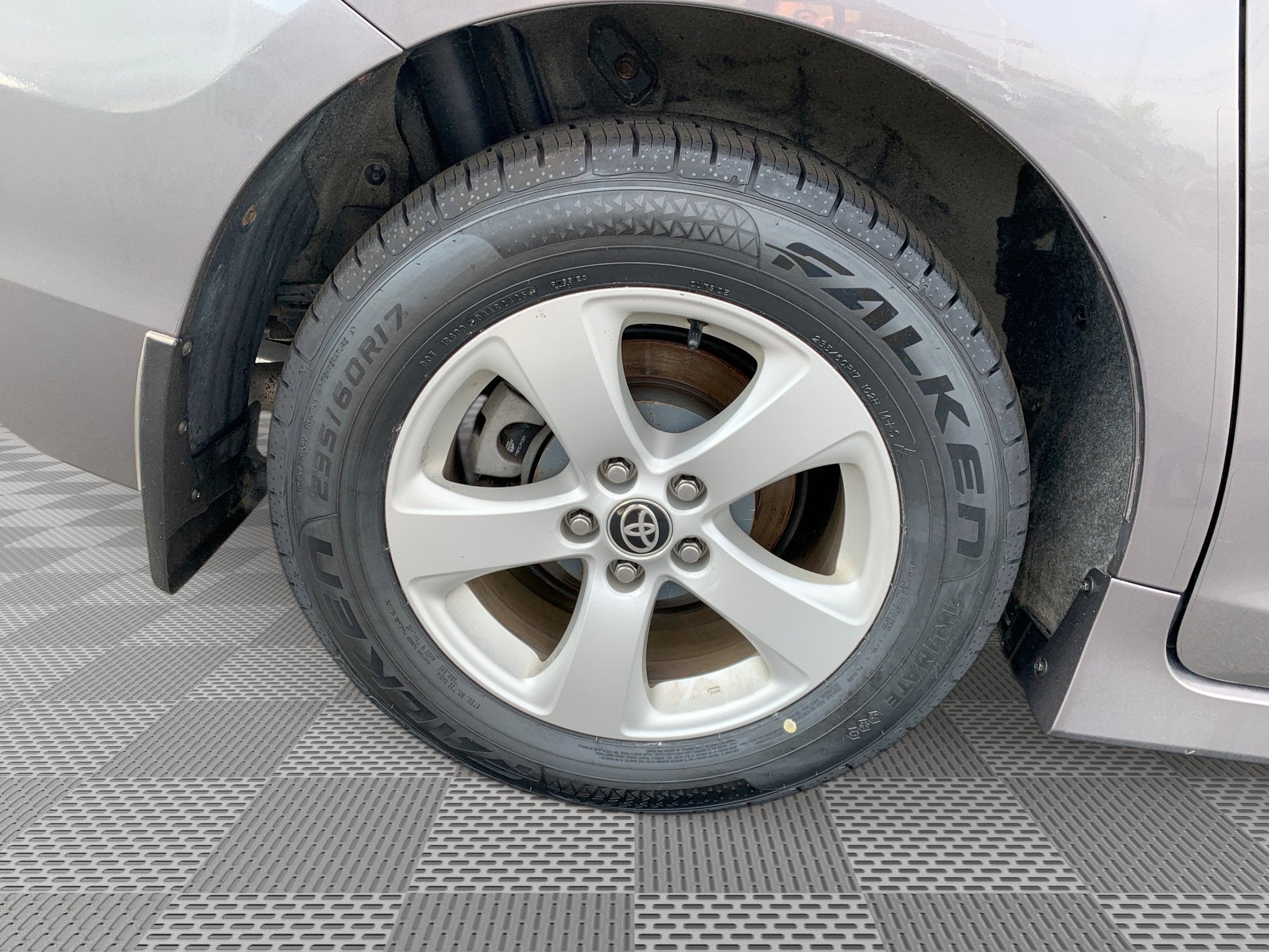 2020 Toyota Sienna LE