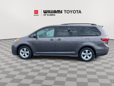 2020 Toyota Sienna LE