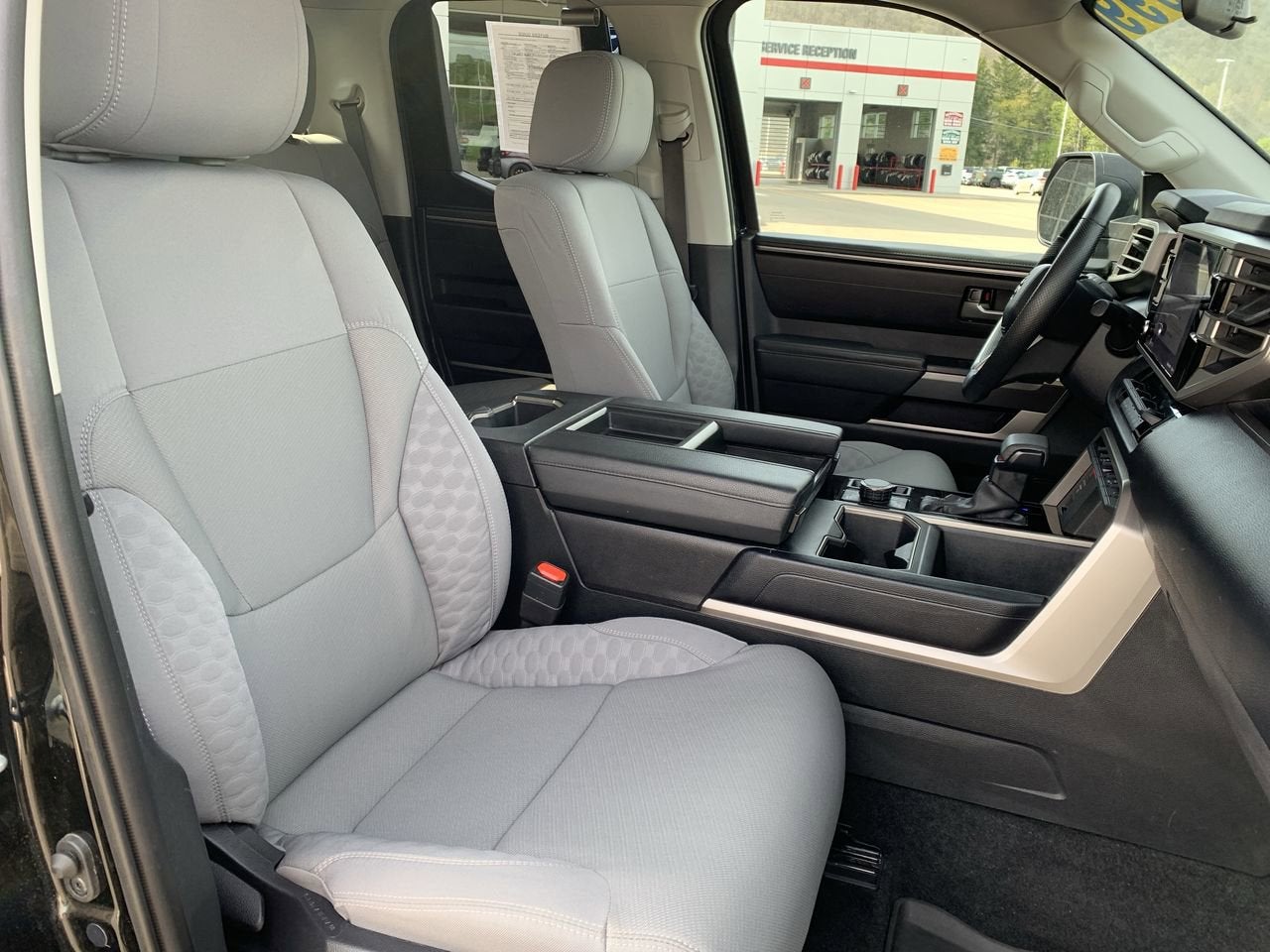 2023 Toyota Tundra 4WD SR5