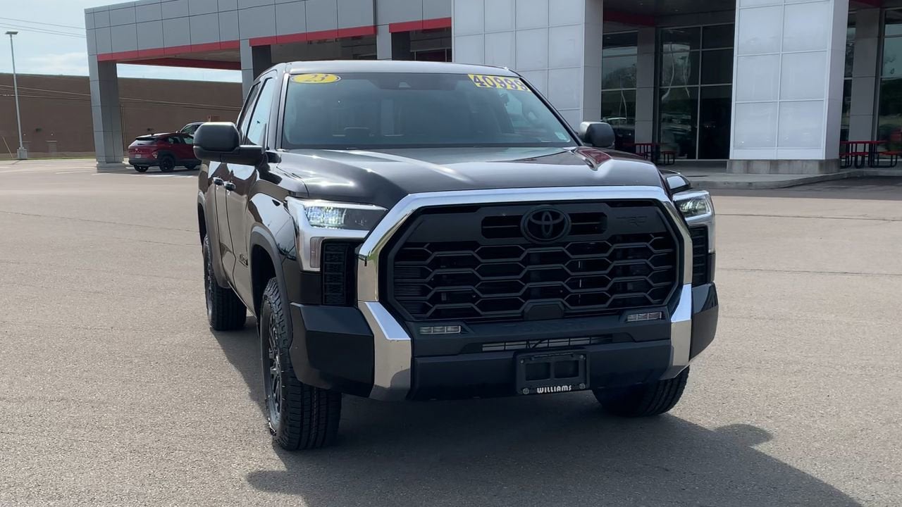 2023 Toyota Tundra 4WD SR5