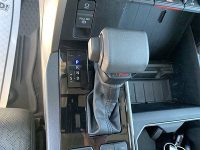 2022 Toyota Tundra 4WD SR5