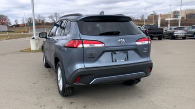 2024 Toyota Corolla Cross LE