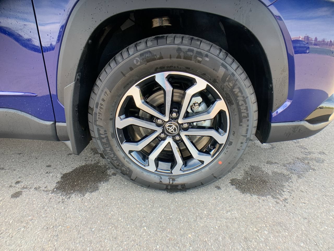 2023 Toyota Corolla Cross Hybrid SE