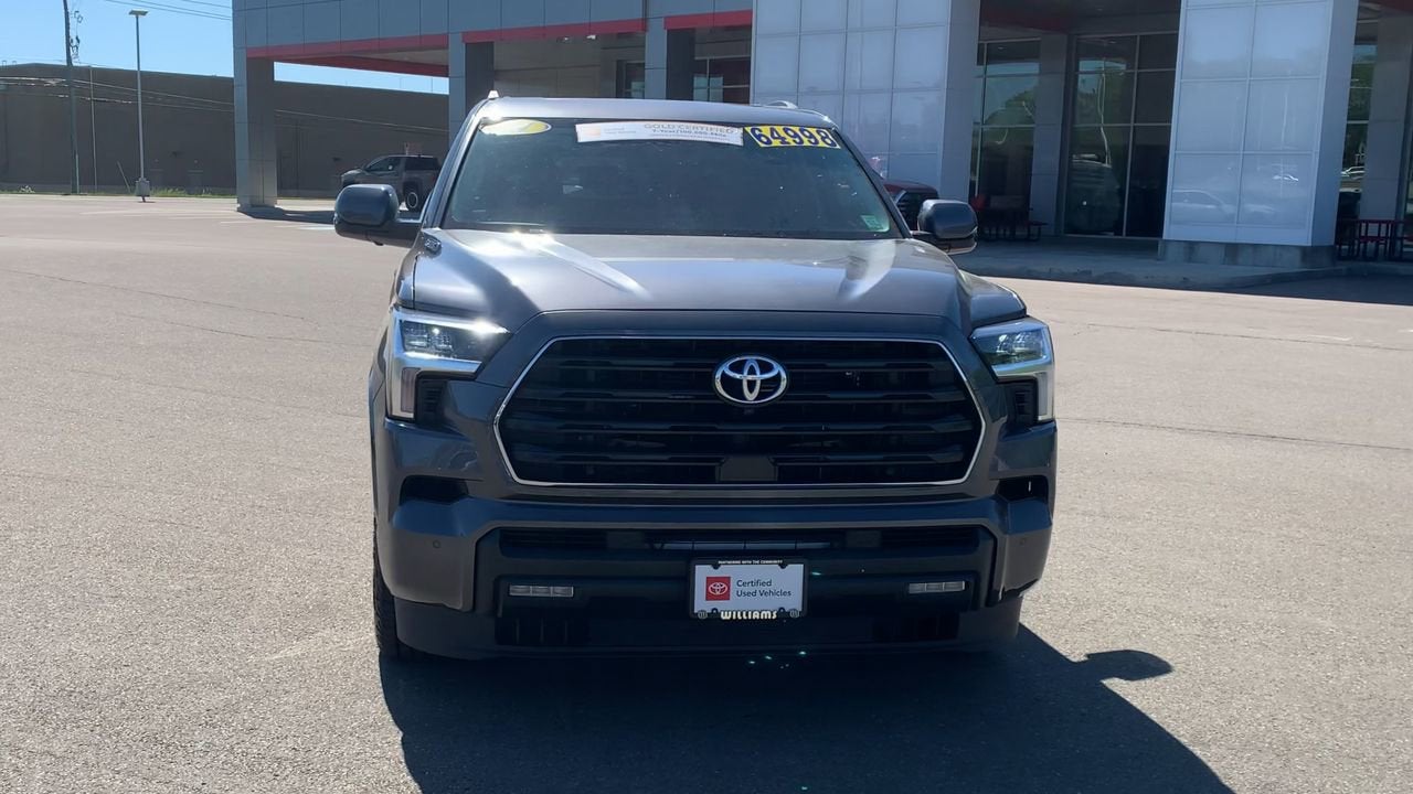 2024 Toyota Sequoia SR5