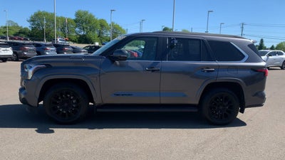 2024 Toyota Sequoia SR5