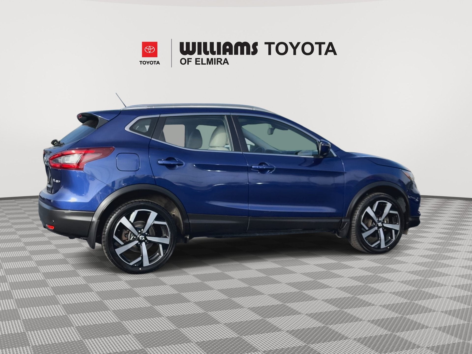 2021 Nissan Rogue Sport SL