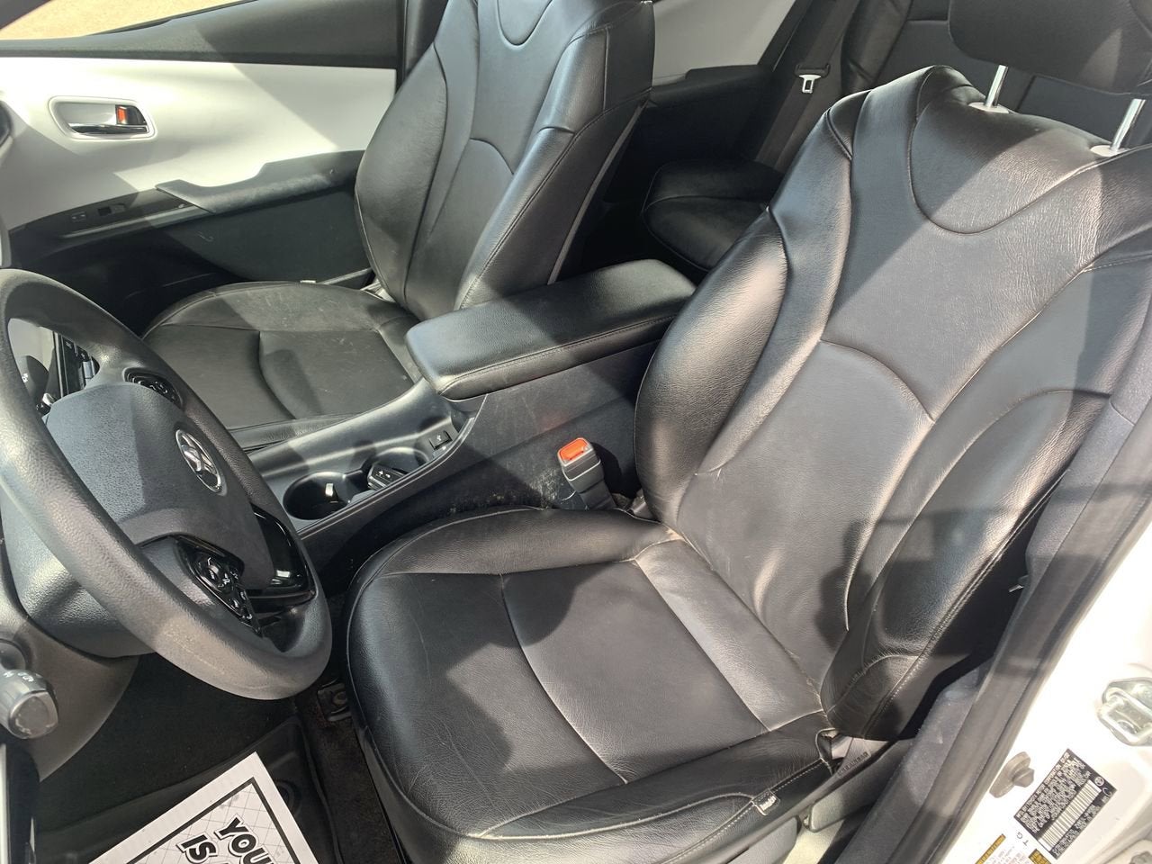 2022 Toyota Prius L