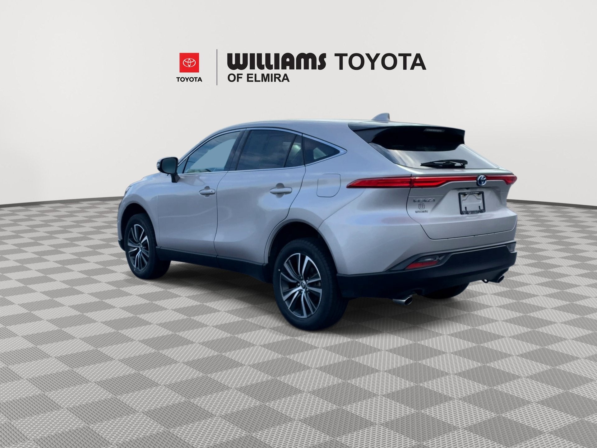 2024 Toyota Venza LE