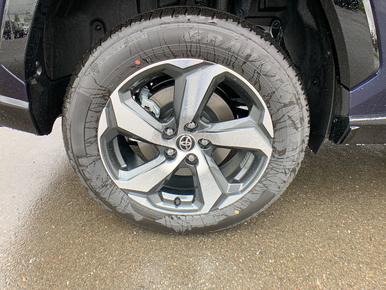 2023 Toyota RAV4 Prime SE