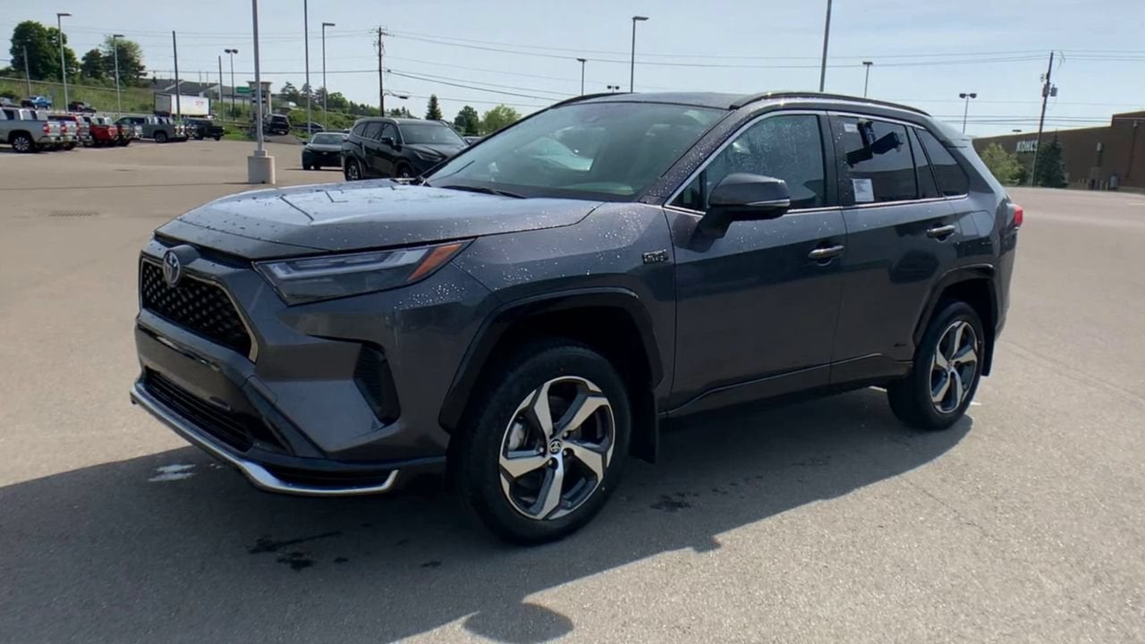 2024 Toyota RAV4 Prime SE