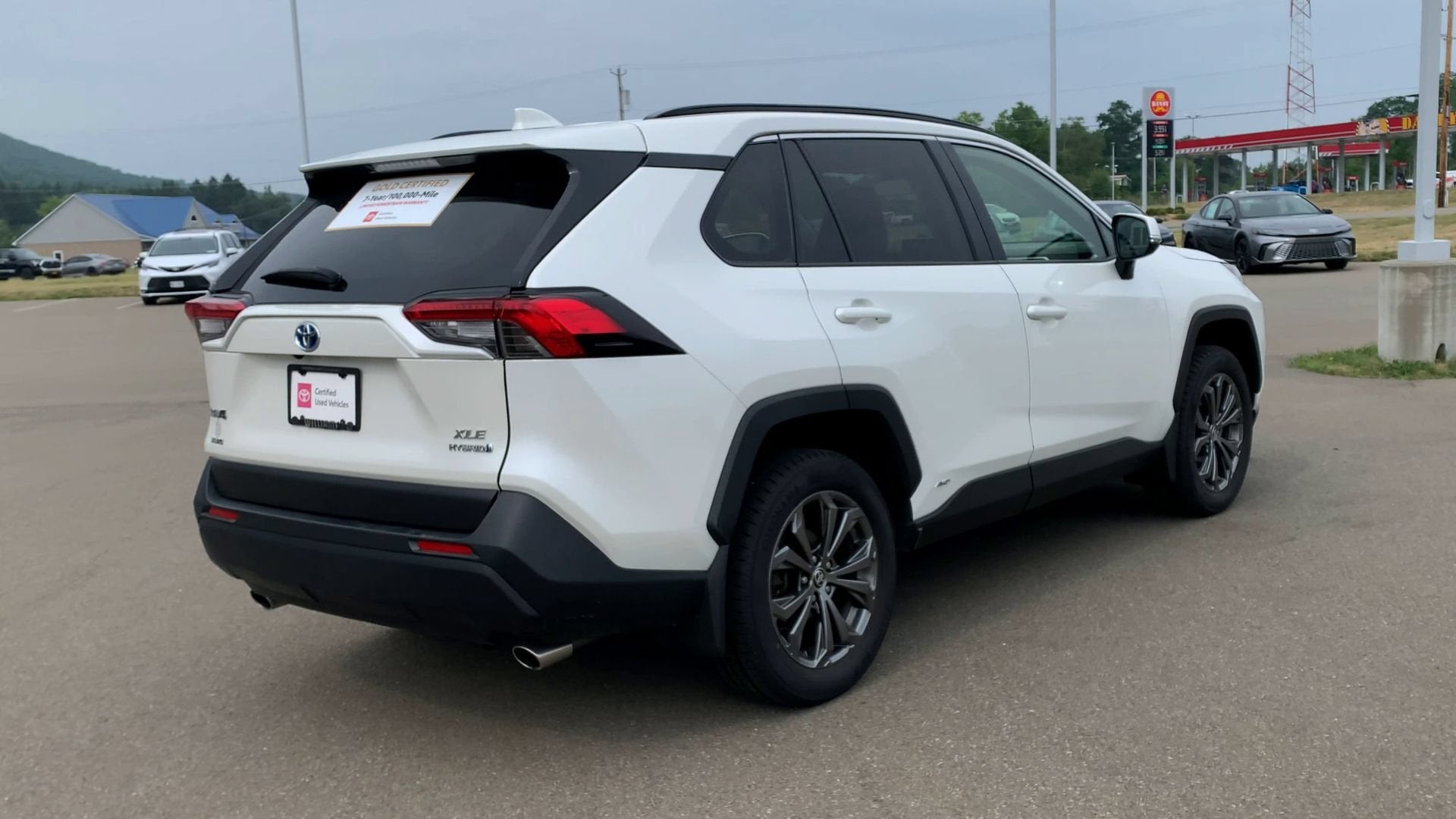 2022 Toyota RAV4 XLE Premium