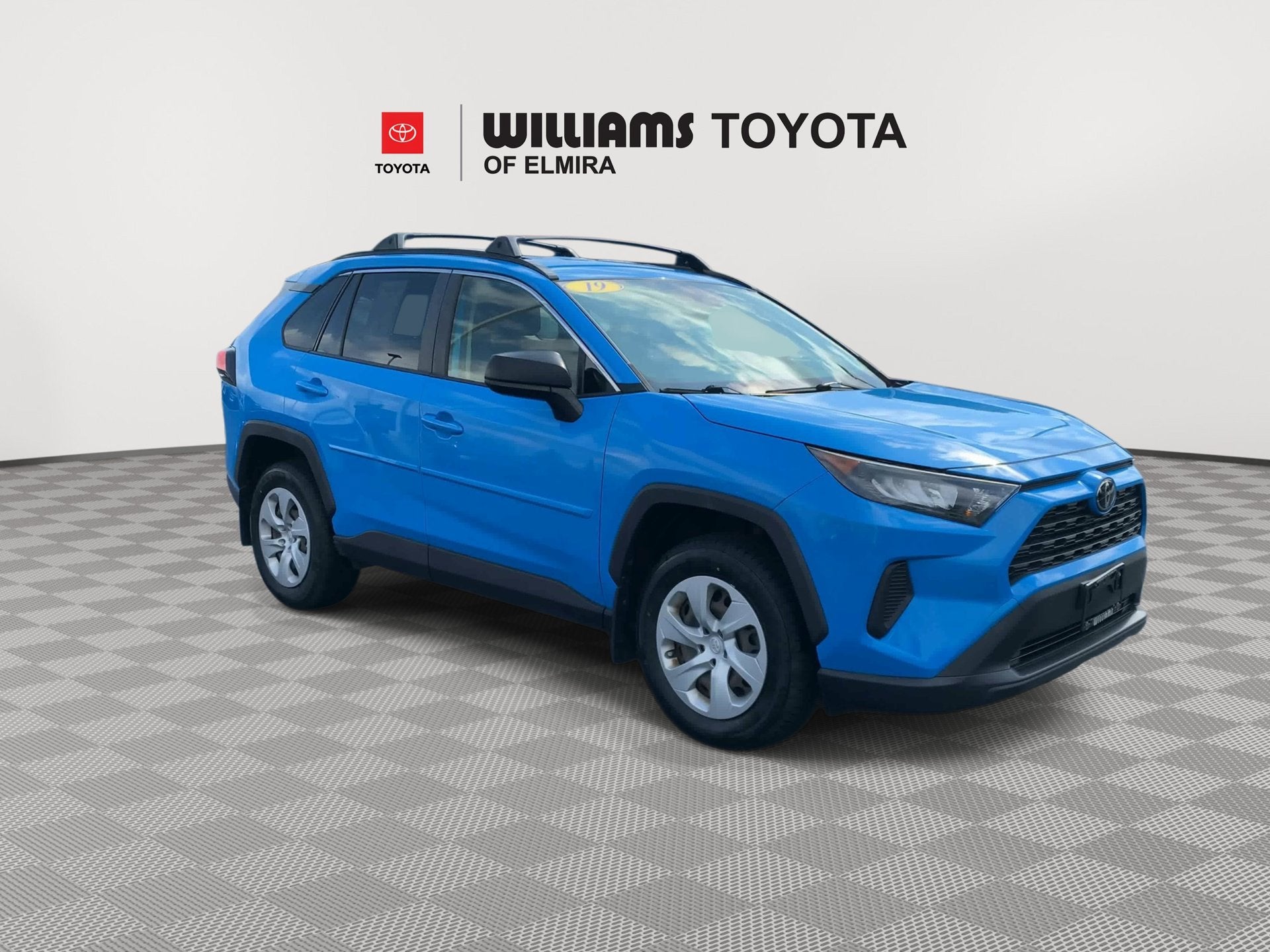 2019 Toyota RAV4 LE