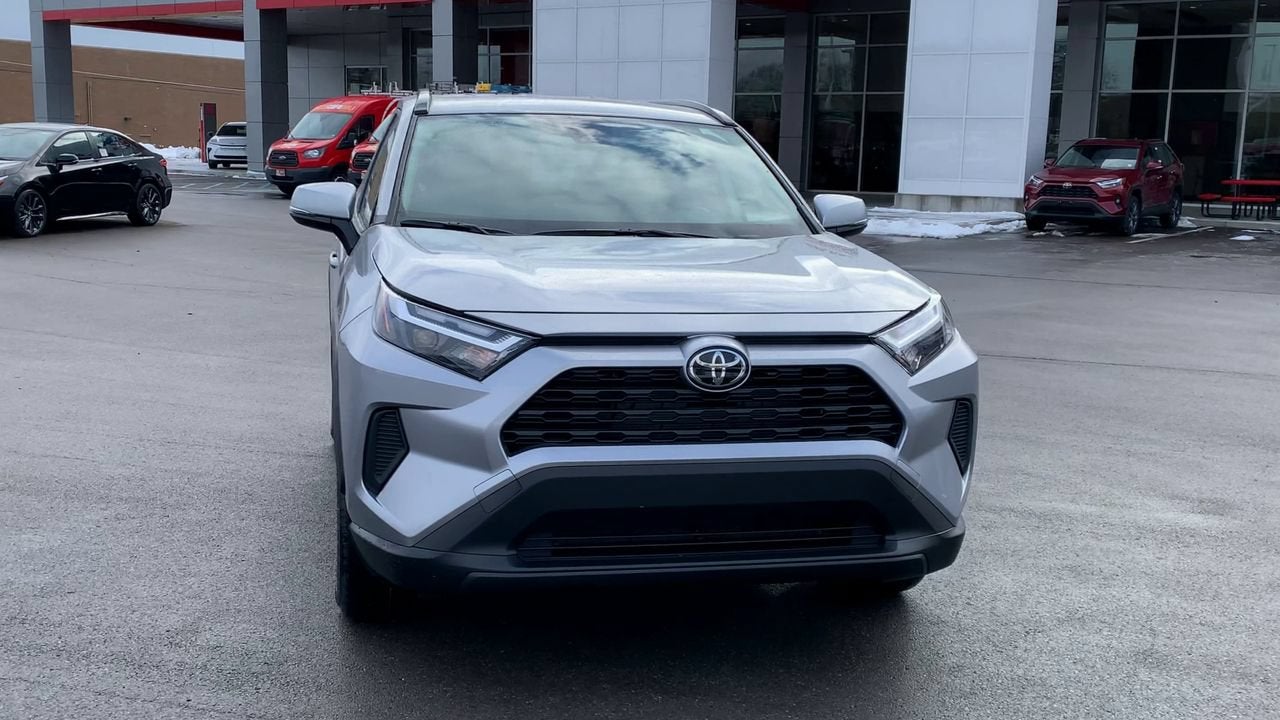 2025 Toyota RAV4 LE