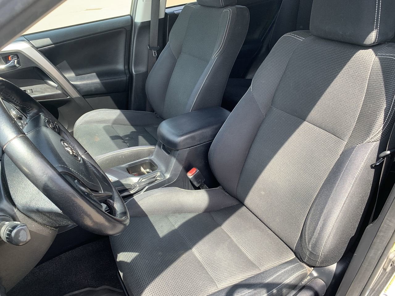 2016 Toyota RAV4 Hybrid XLE