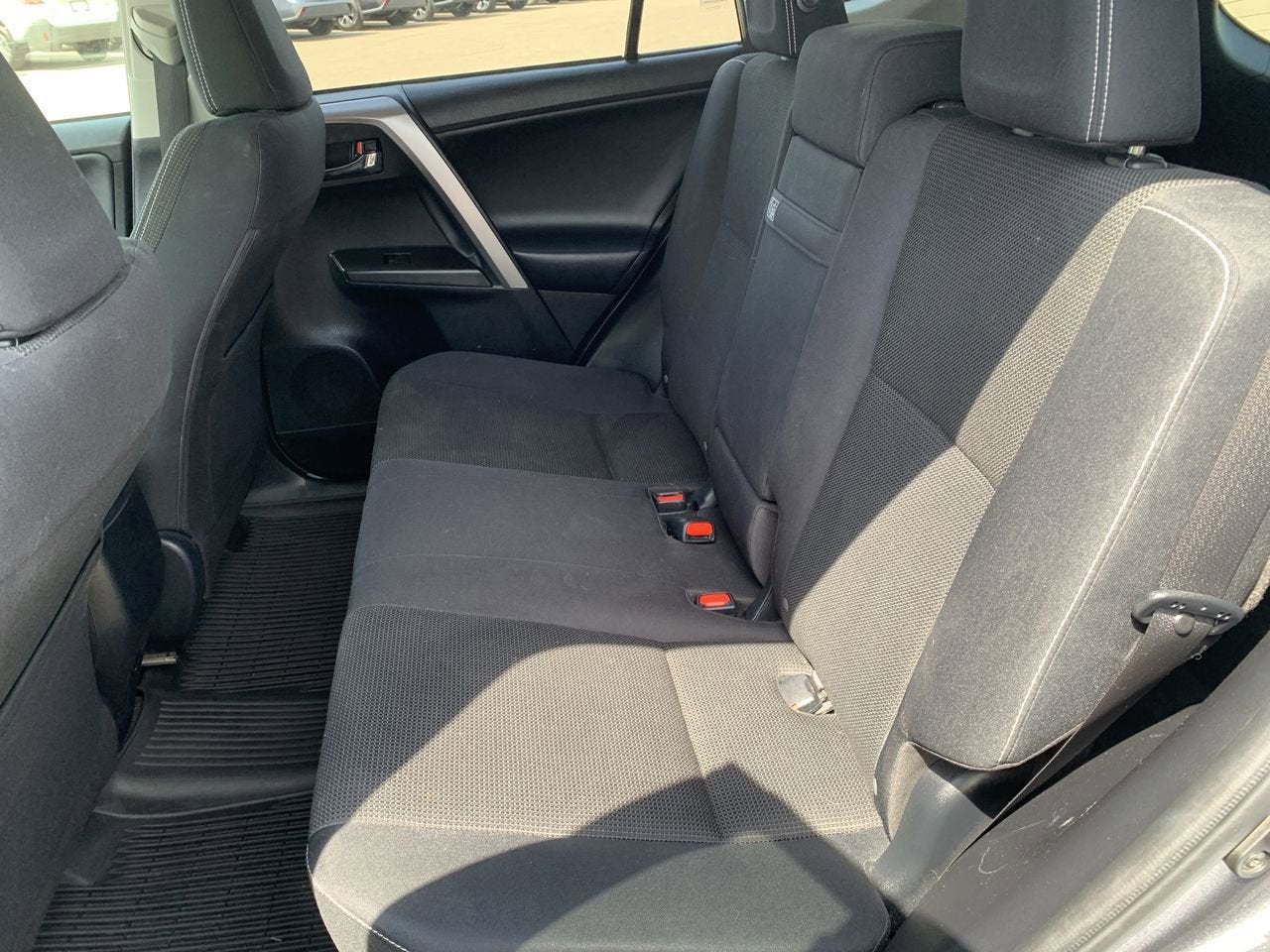 2016 Toyota RAV4 Hybrid XLE