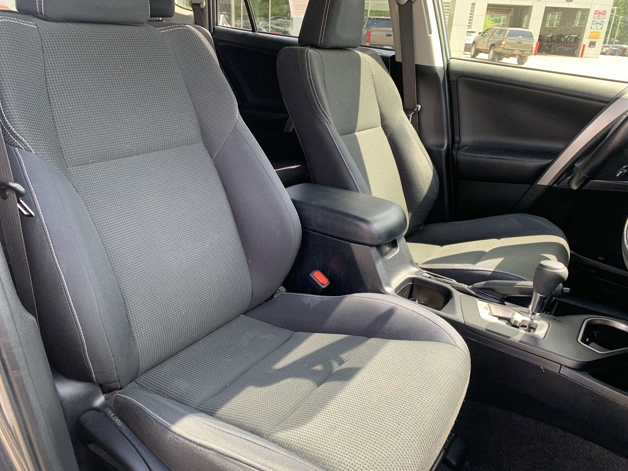 2016 Toyota RAV4 Hybrid XLE
