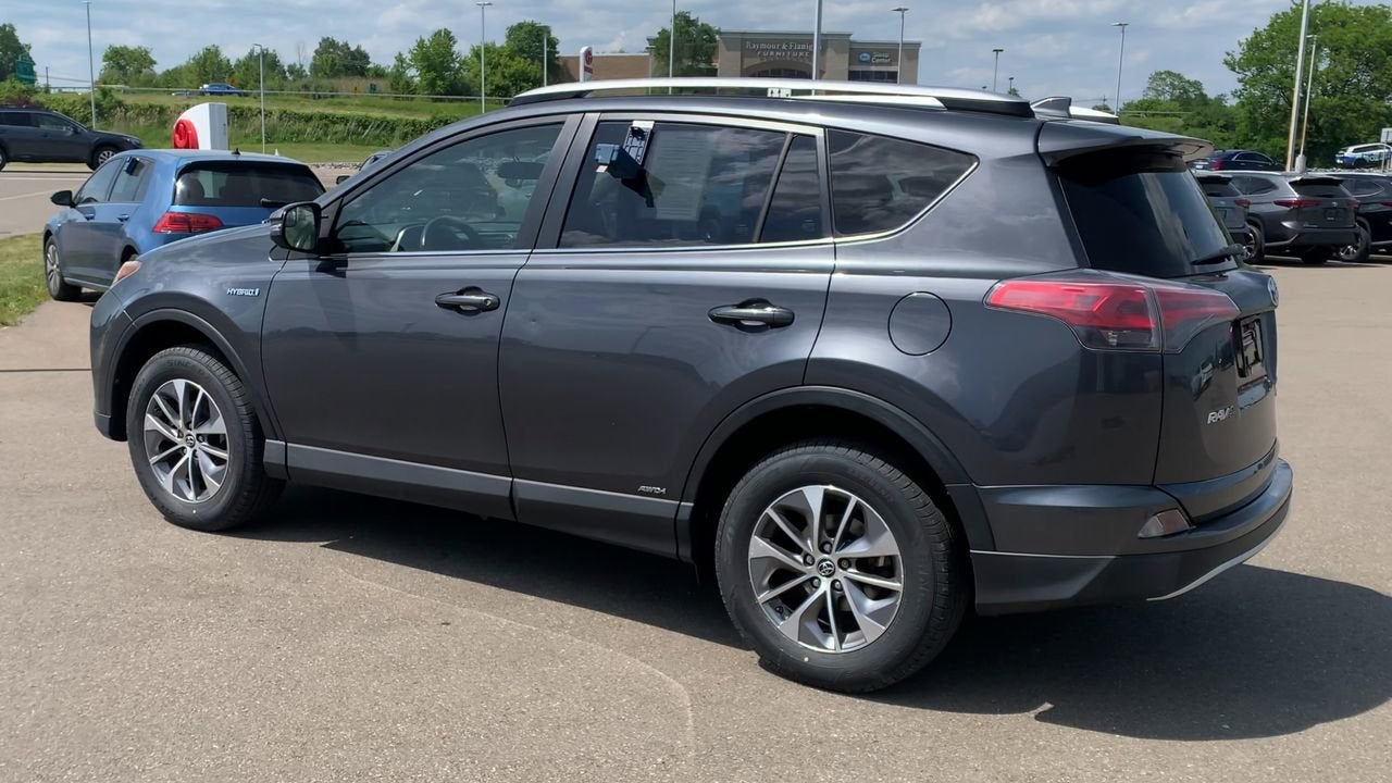 2016 Toyota RAV4 Hybrid XLE