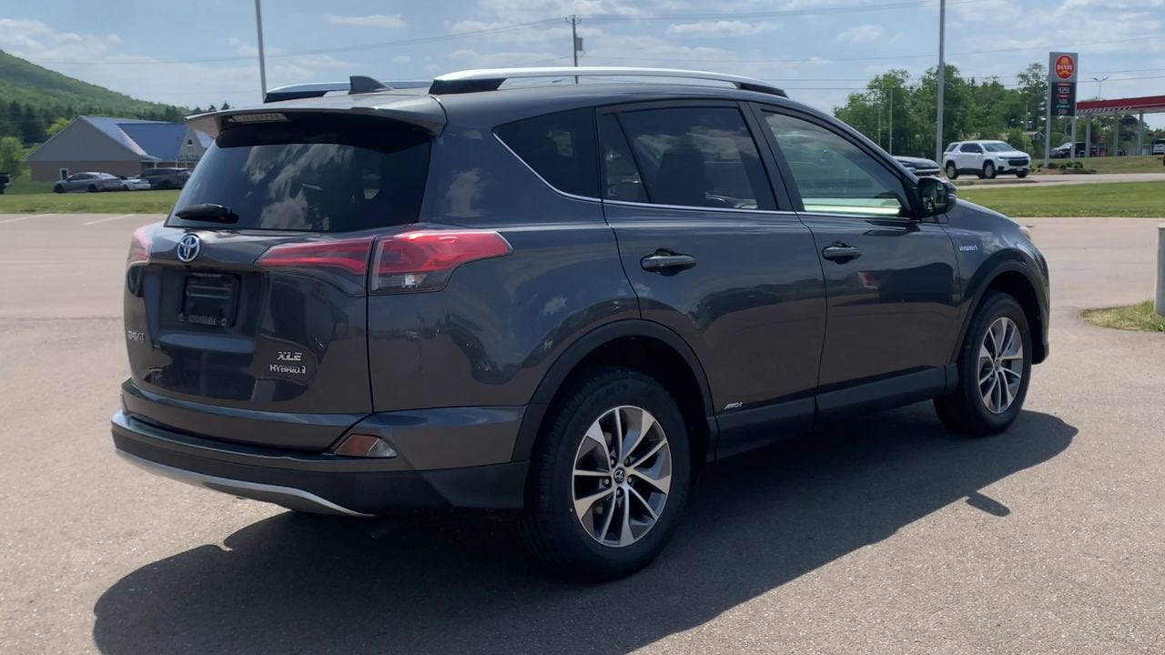 2016 Toyota RAV4 Hybrid XLE
